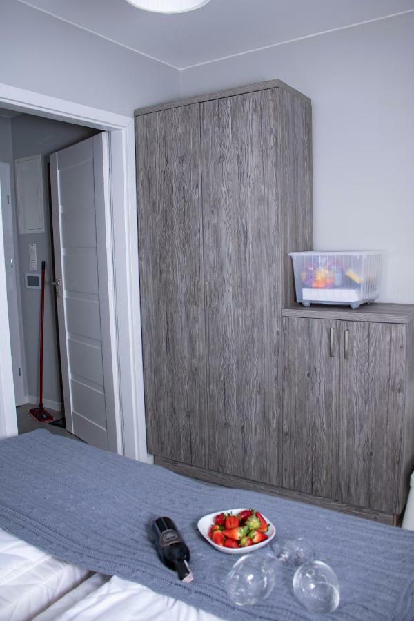 Apartament Z Ogrodkiem Trzęsacz Eksteriør billede